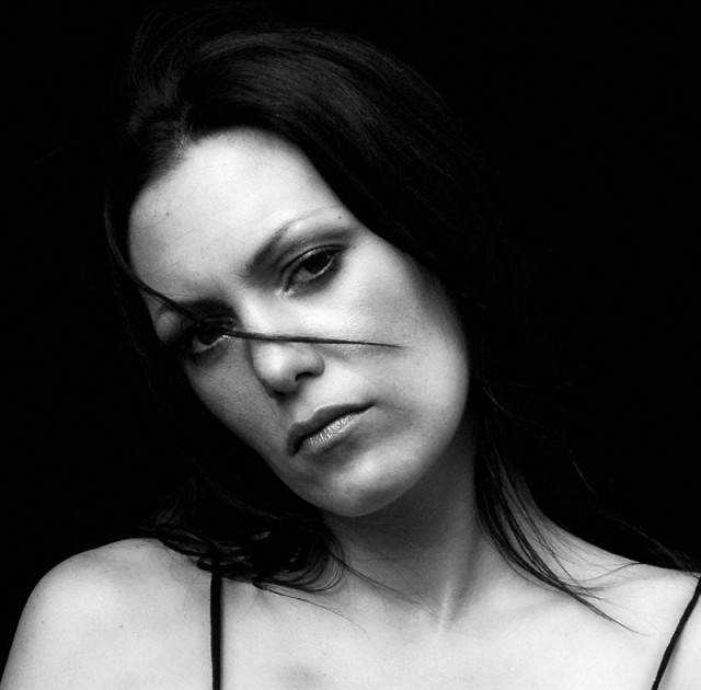 Karole Rocher fotoğrafı