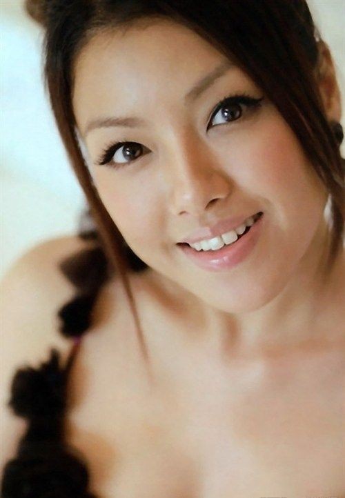 Ayumi Ito fotoğrafı