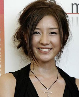 Ayumi Ito fotoğrafı