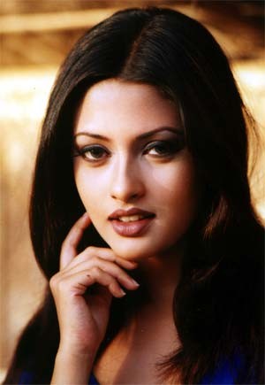 Riya Sen fotoğrafı