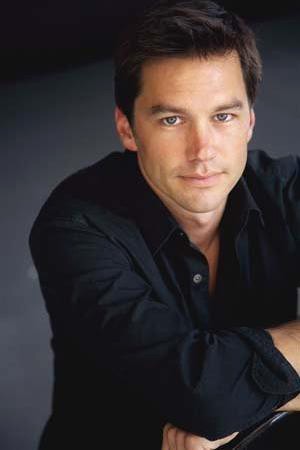 Eddie Mills fotoğrafı