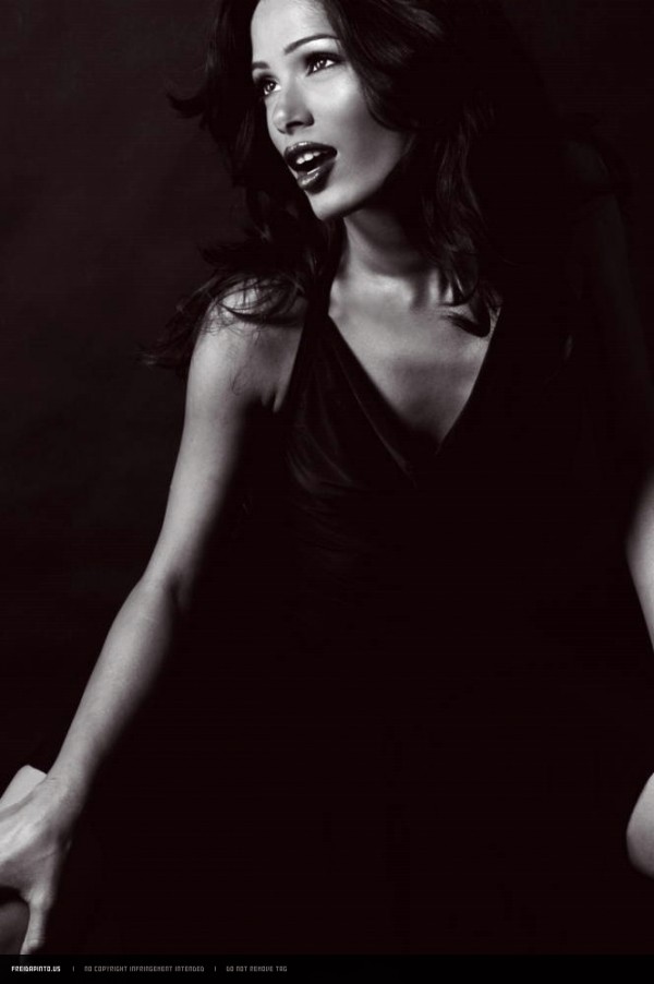 Freida Pinto fotoğrafı