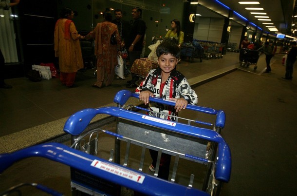 Ayush Mahesh Khedekar Fotoğrafı