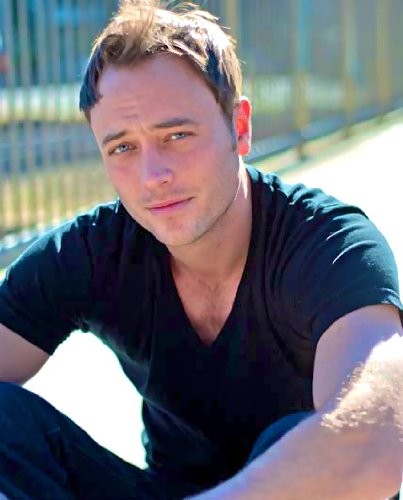 Patrick Scott Lewis fotoğrafı