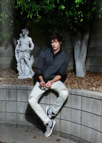 Daniel Sharman Fotoğrafı