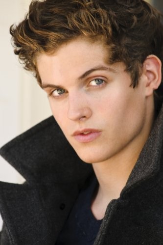 Daniel Sharman Fotoğrafı