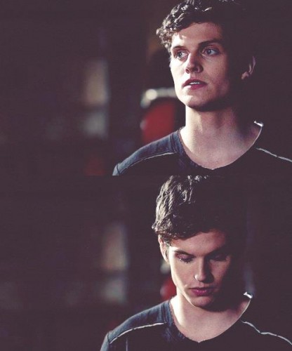 Daniel Sharman Fotoğrafı