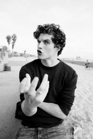 Daniel Sharman Fotoğrafı