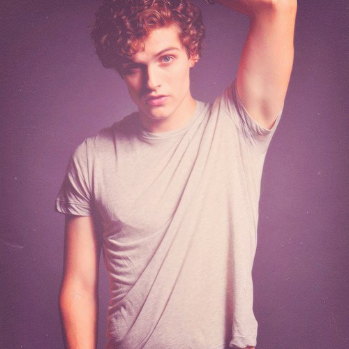 Daniel Sharman Fotoğrafı