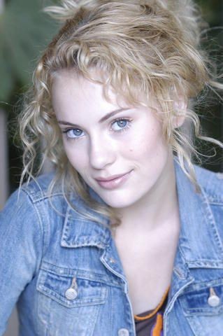 Kate Melton Fotoğrafı