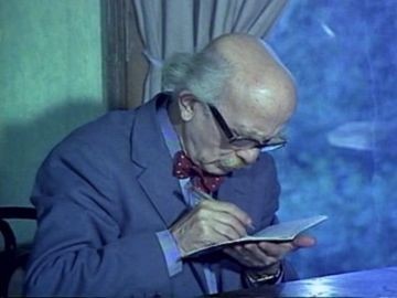 Akil Öztuna Fotoğrafı