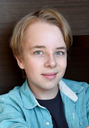 Ed Oxenbould Fotoğrafı