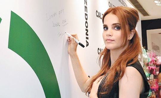 Tuğçe Kazaz Fotoğrafı