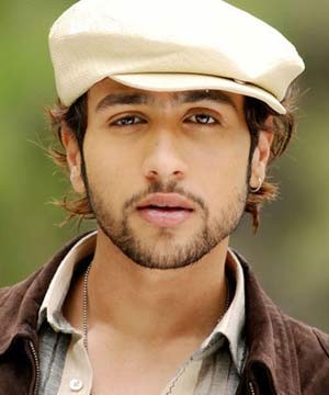 Adhyayan Suman fotoğrafı