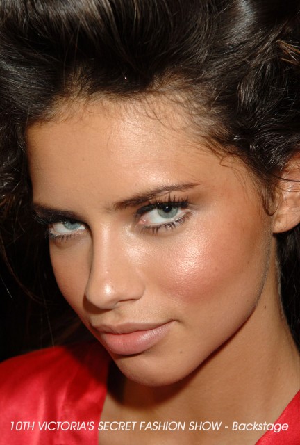 Adriana Lima Fotoğrafı