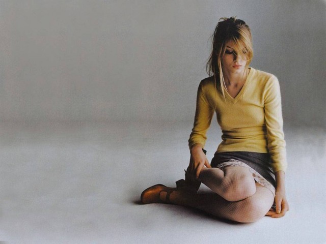 Angela Lindvall Fotoğrafı