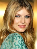 Angela Lindvall fotoğrafı