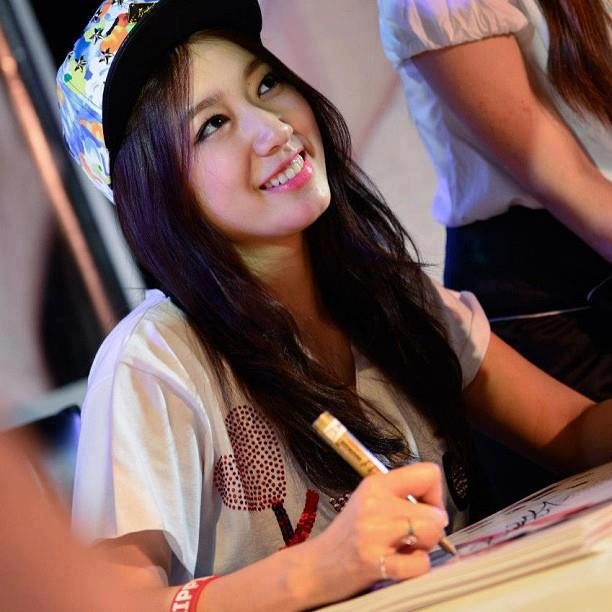 Park Shin-hye Fotoğrafı