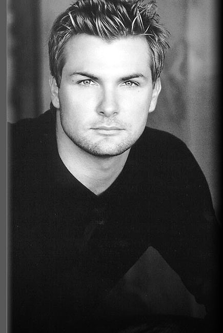 Brad Hawkins fotoğrafı