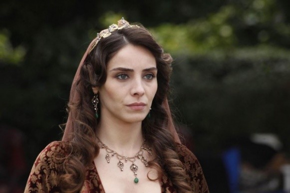 Nur Fettahoğlu Fotoğrafı