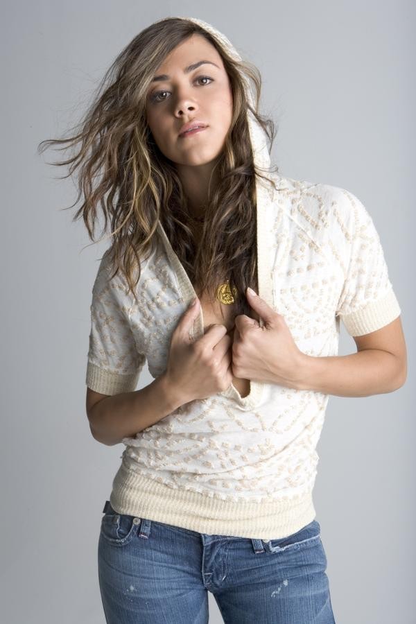 Camille Guaty Fotoğrafı