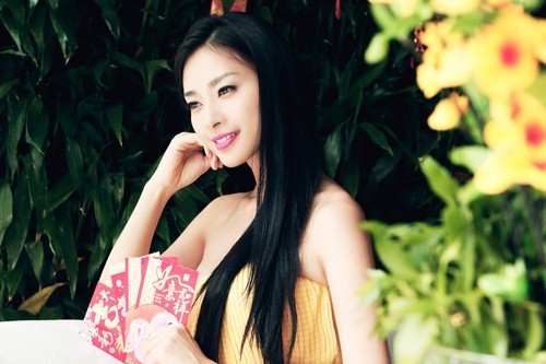 Veronica Ngo Fotoğrafı