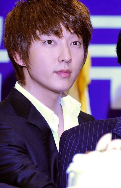 Lee Jun-ki Fotoğrafı