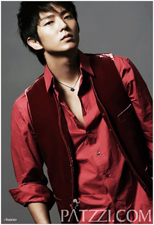 Lee Jun-ki Fotoğrafı