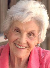 Connie Sawyer fotoğrafı