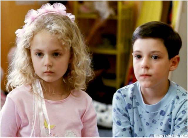 Courtney Taylor Burness fotoğrafı