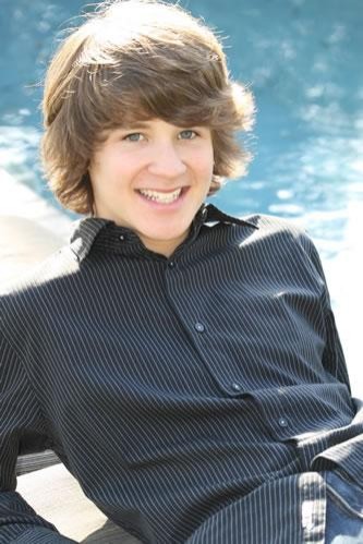 Devon Werkheiser Fotoğrafı