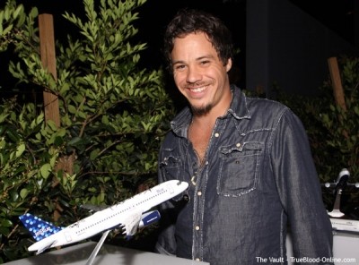 Michael Raymond-James fotoğrafı