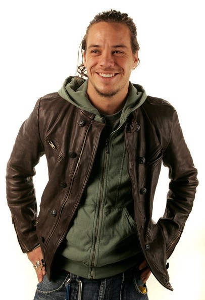 Michael Raymond-James fotoğrafı
