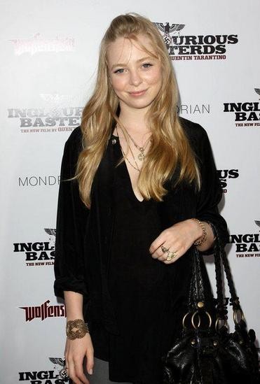Portia Doubleday Fotoğrafı