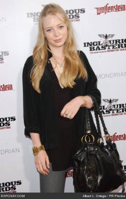 Portia Doubleday Fotoğrafı