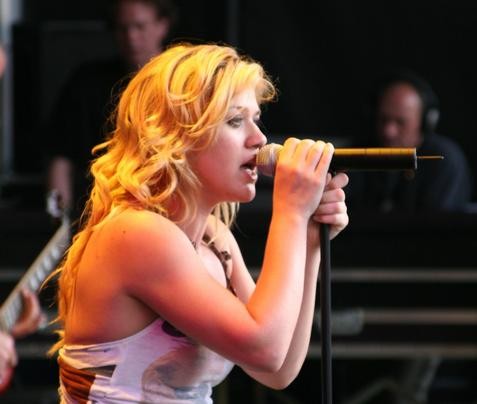 Kelly Clarkson Fotoğrafı