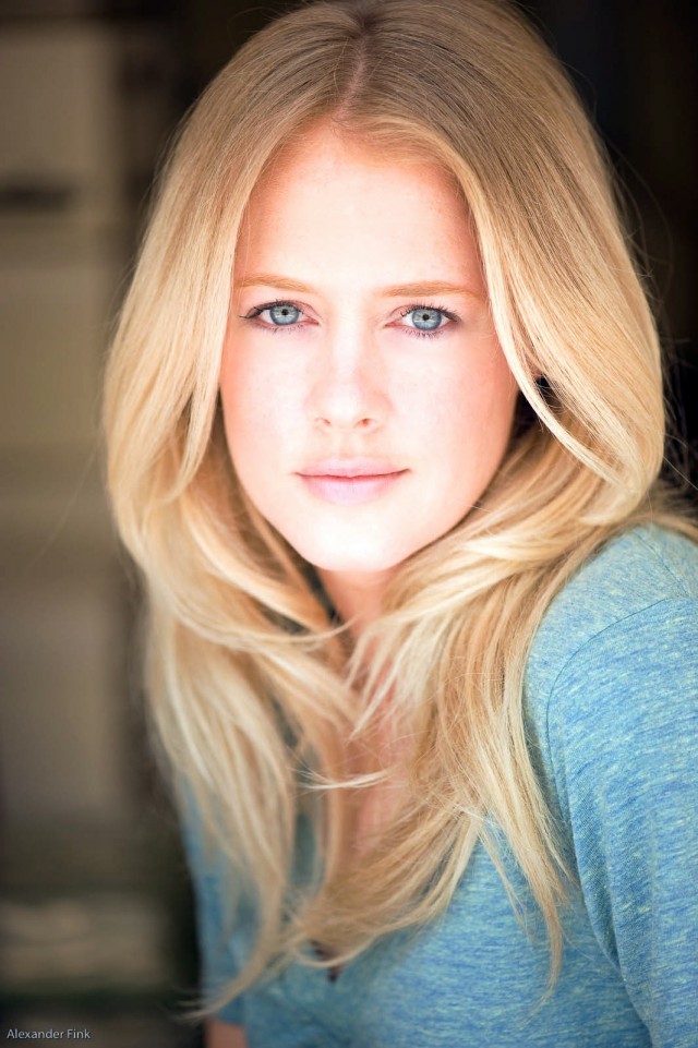 Tess Parker fotoğrafı