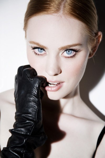 Deborah Ann Woll Fotoğrafı