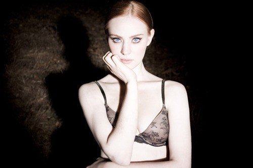 Deborah Ann Woll Fotoğrafı