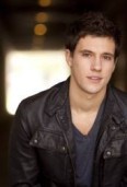 Drew Roy fotoğrafı