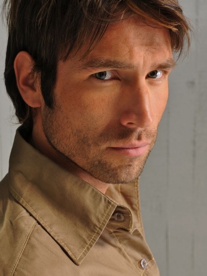 Rafael Amaya Fotoğrafı