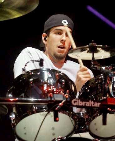 Rob Bourdon Fotoğrafı