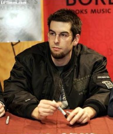 Rob Bourdon Fotoğrafı