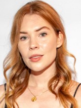 Courtney Halverson fotoğrafı