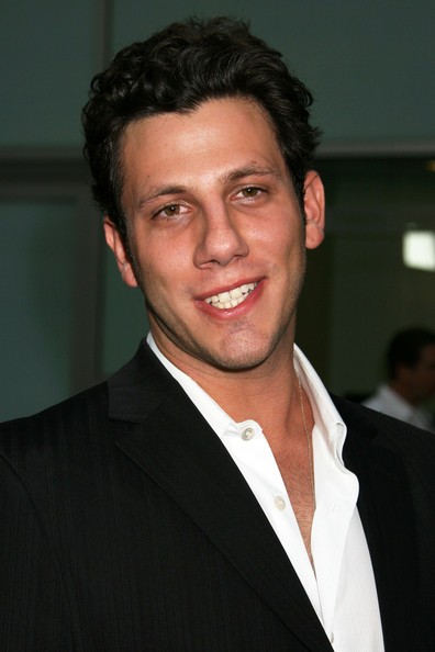 Maxx Hennard fotoğrafı