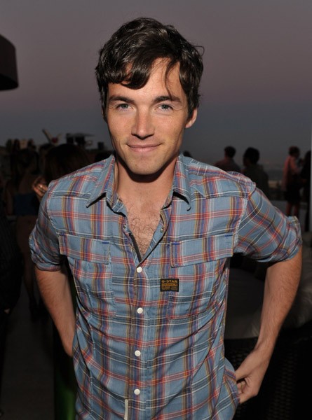 Ian Harding Fotoğrafı