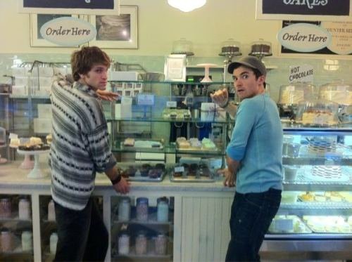 Ian Harding Fotoğrafı