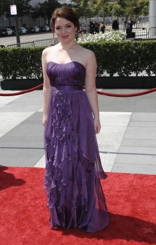 Jennifer Stone Fotoğrafı