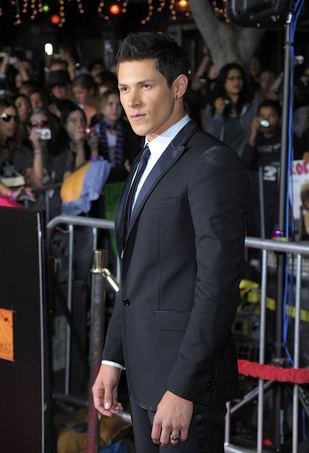 Alex Meraz Fotoğrafı