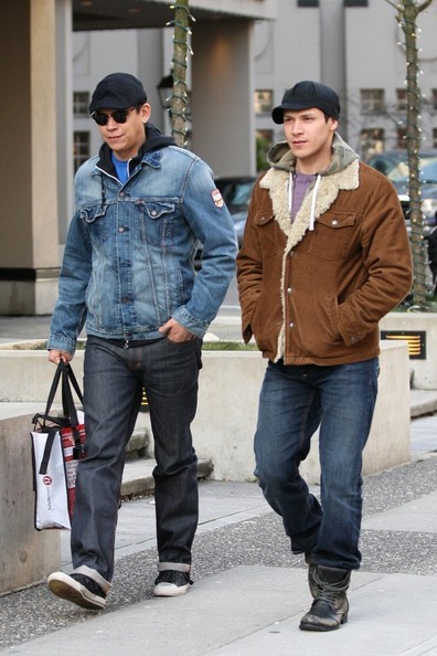 Alex Meraz Fotoğrafı